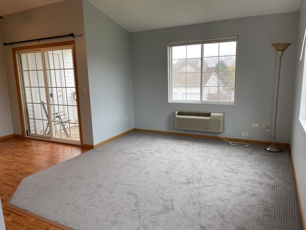 1517 Silverstone Drive - Photo 6