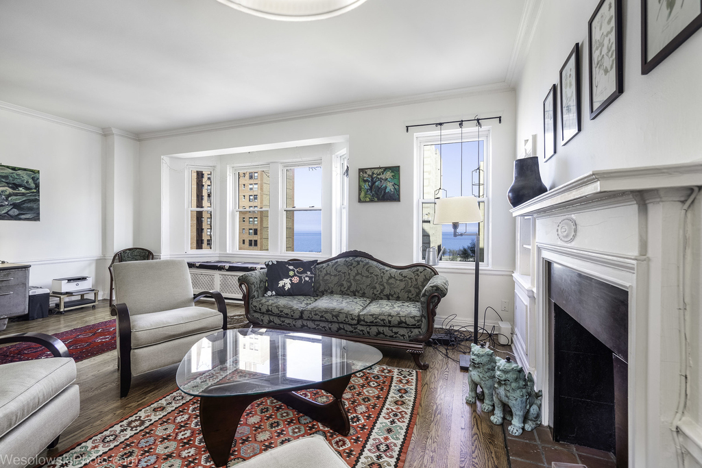 5000 S Cornell Avenue - Photo 6