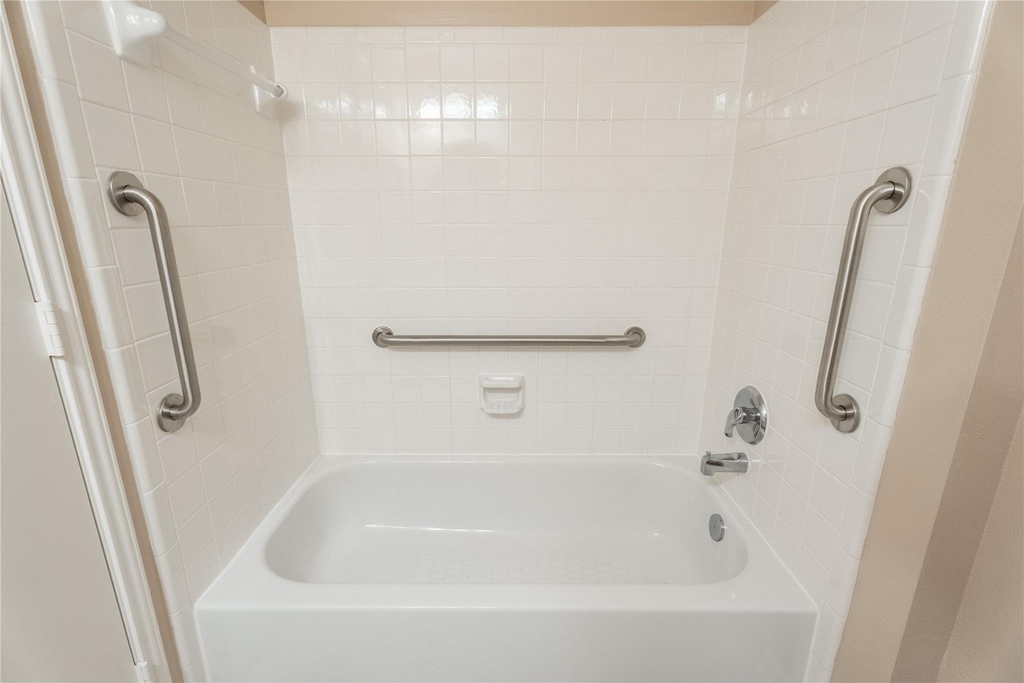 8051 Bay Branch Drive - Photo 7
