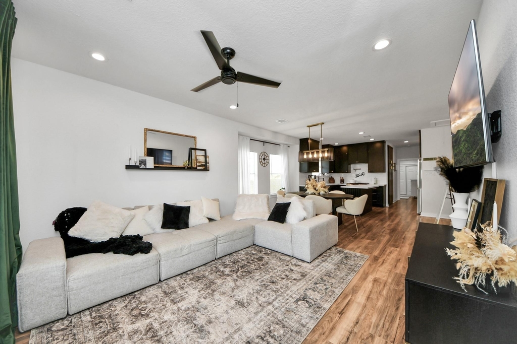111 Jenkins Street - Photo 3