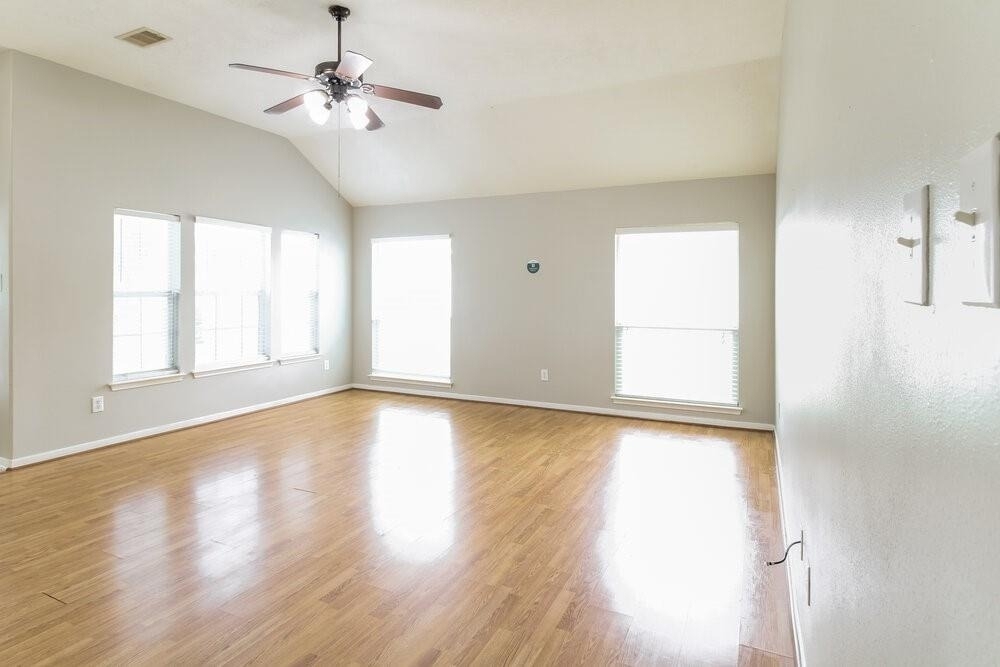 5714 Straight Way - Photo 2