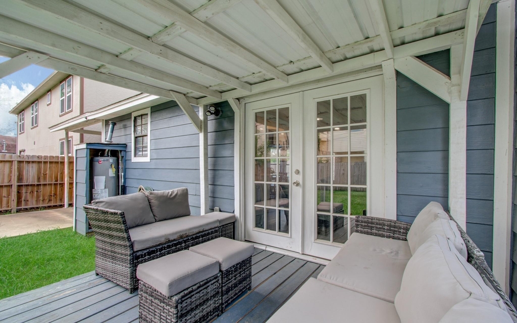 3330 Kelton Street - Photo 32