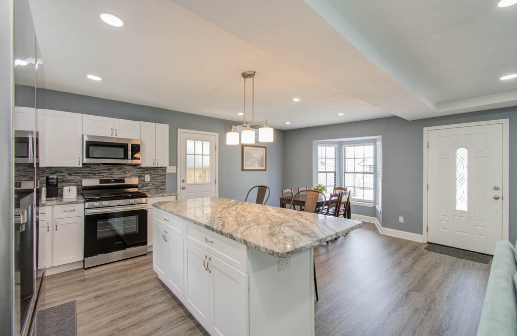 3330 Kelton Street - Photo 11