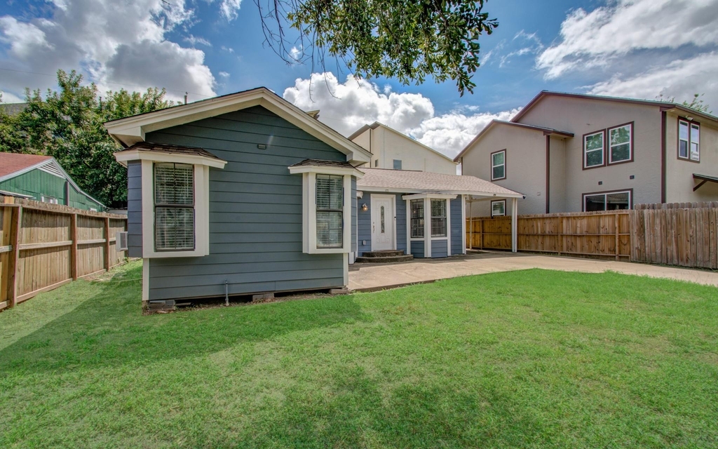3330 Kelton Street - Photo 6