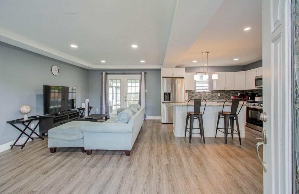 3330 Kelton Street - Photo 7
