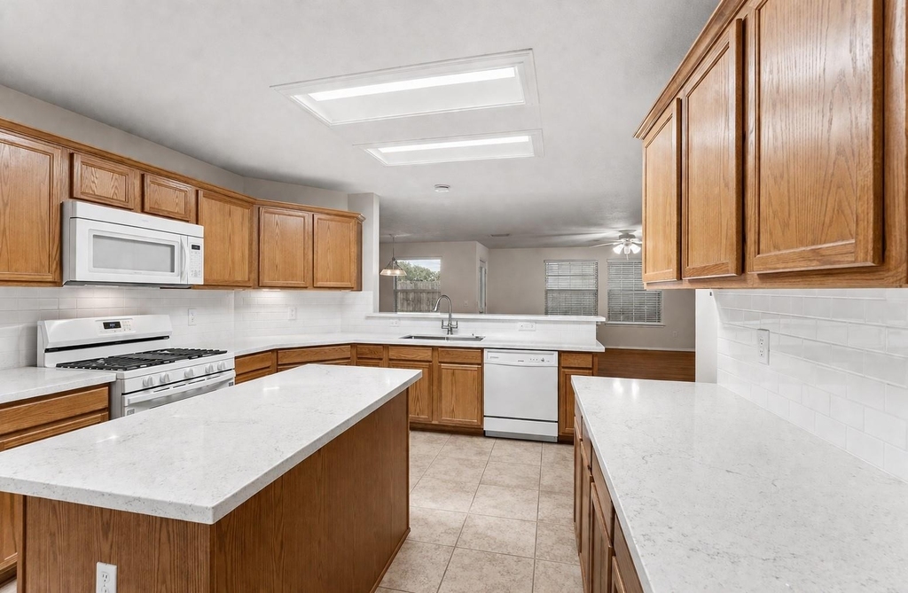 3522 Brackenfern Road - Photo 9