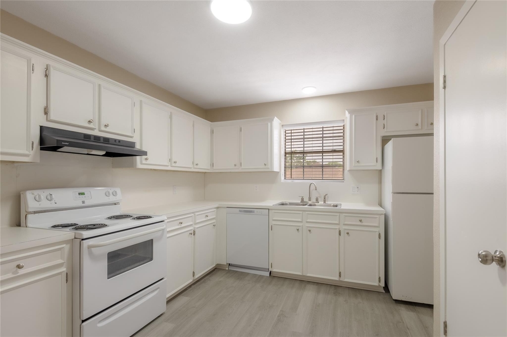600 Palm Street - Photo 9