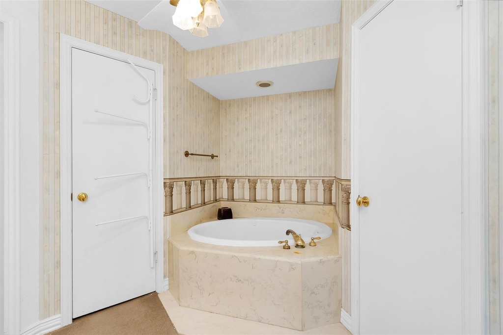 11634 Southlake Drive - Photo 20