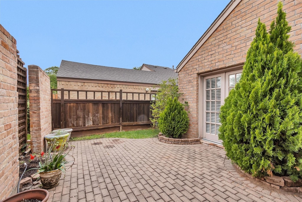 11634 Southlake Drive - Photo 1