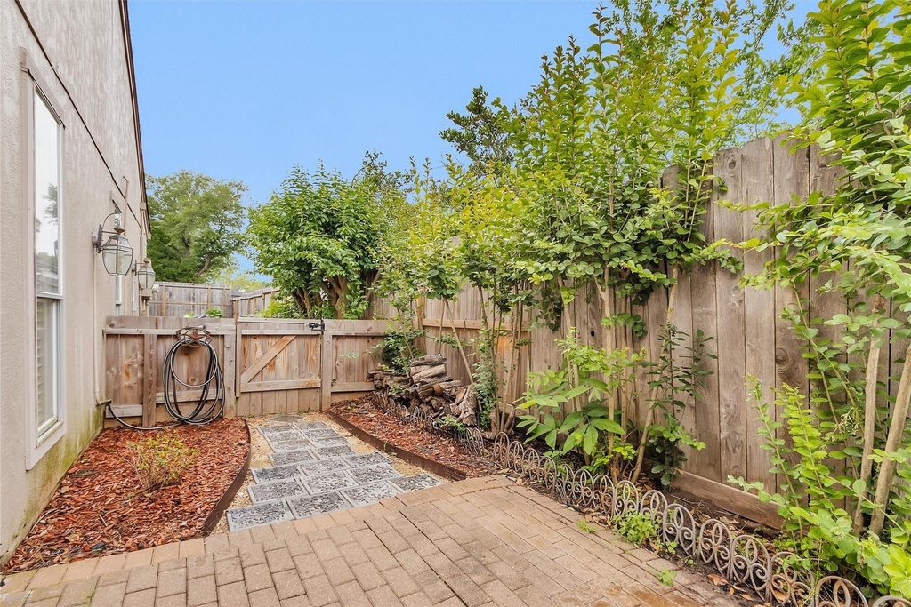 11634 Southlake Drive - Photo 30
