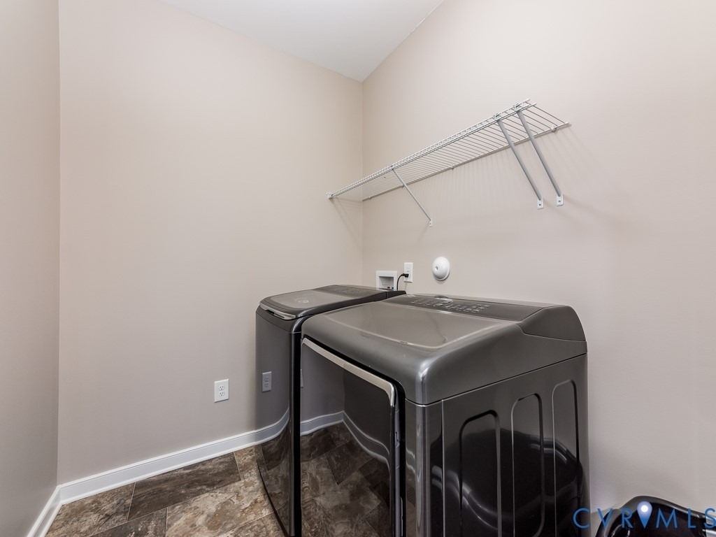 1712 James Overlook Drive - Photo 22