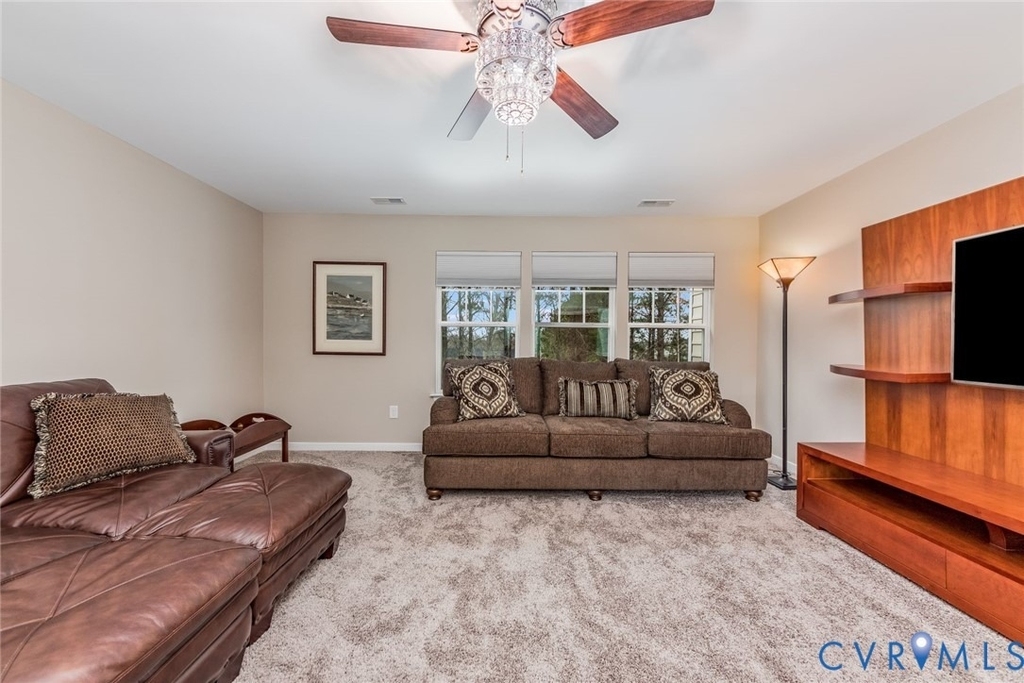 1712 James Overlook Drive - Photo 23