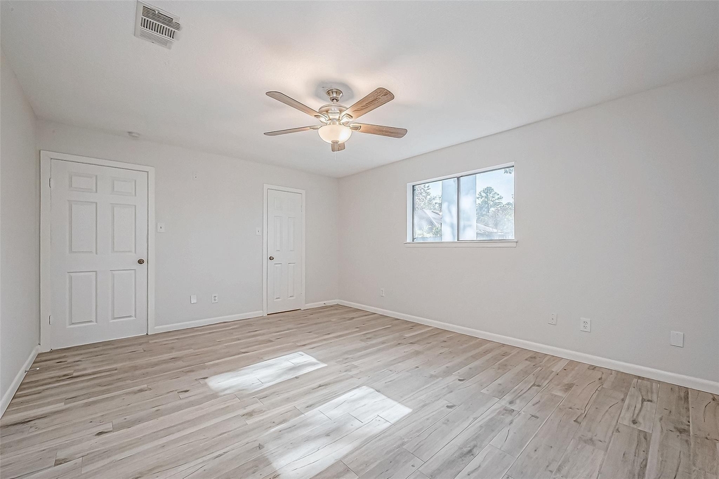 4907 Fox Hollow Boulevard - Photo 5