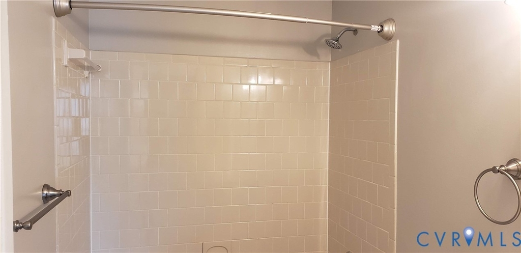 7740 Pomeroy Court - Photo 13