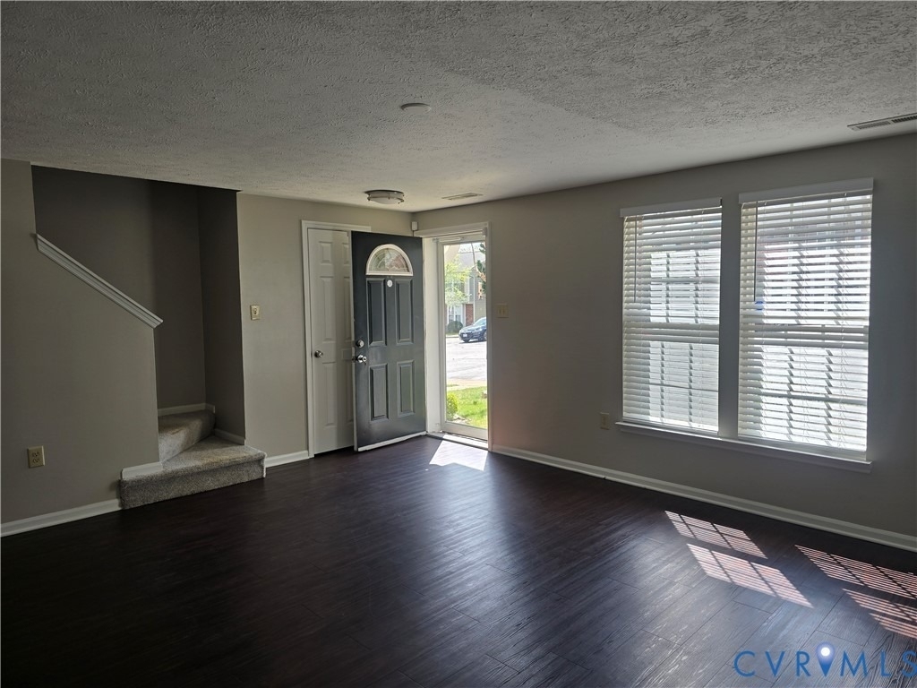 7740 Pomeroy Court - Photo 2