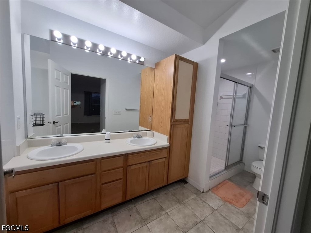 7915 Preserve Circle - Photo 14