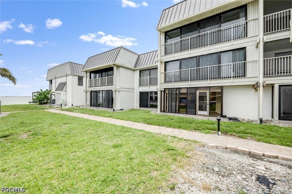 760 Sextant Drive - Photo 15