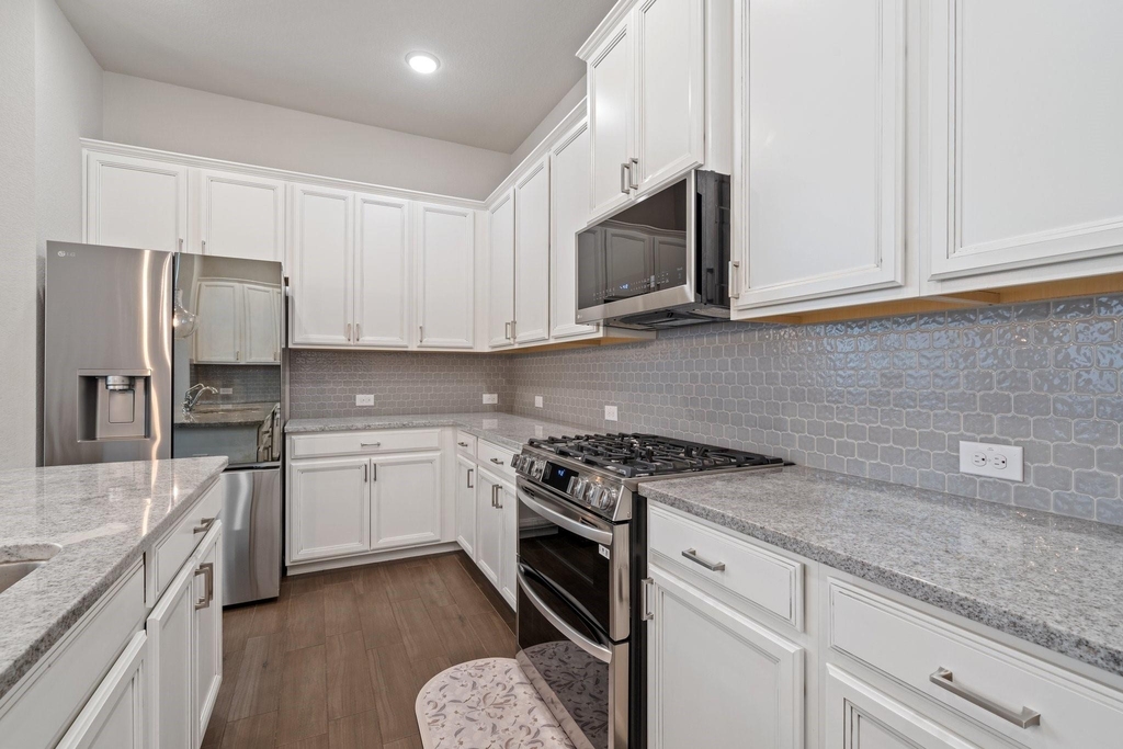 27022 Brighton Valley Way - Photo 4