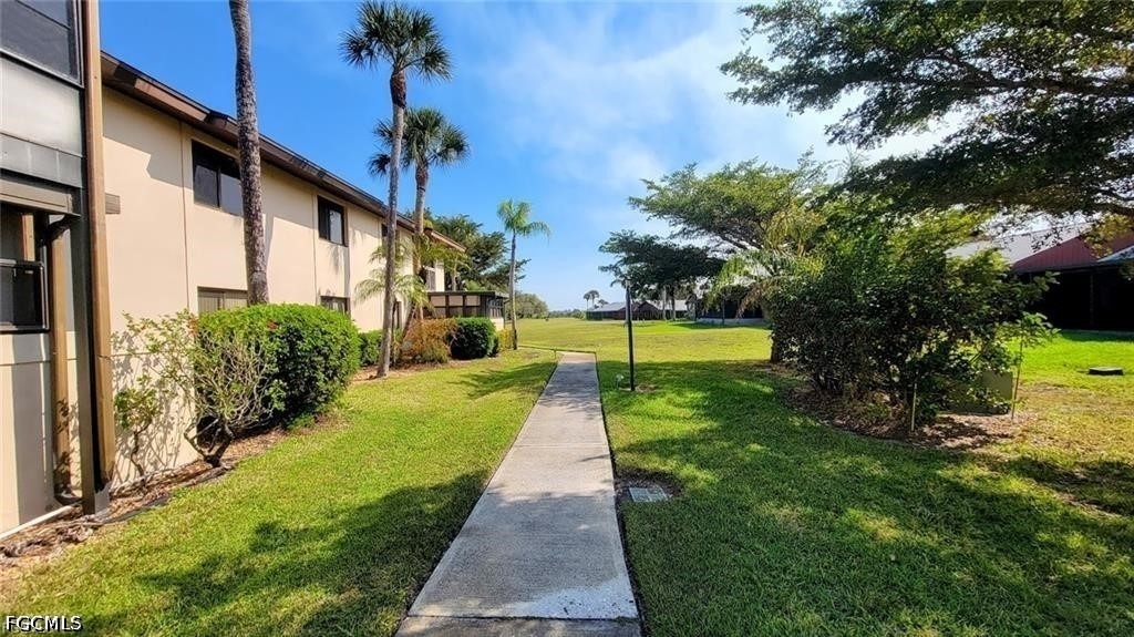 1064 Villa Drive - Photo 2