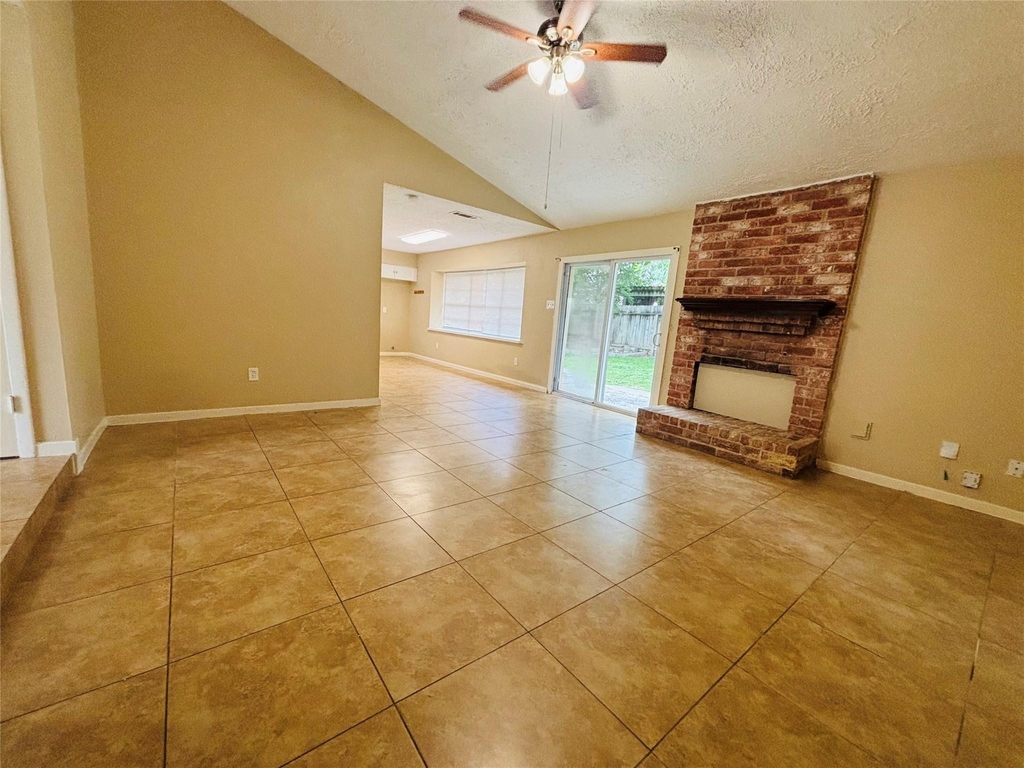 22219 Acorn Valley Drive - Photo 3