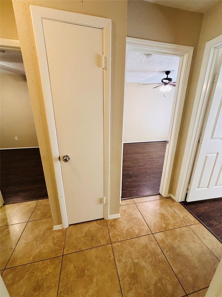 22219 Acorn Valley Drive - Photo 12