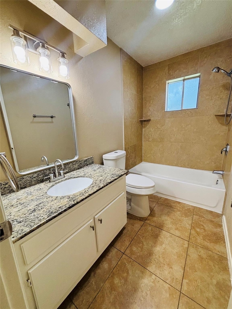 22219 Acorn Valley Drive - Photo 16