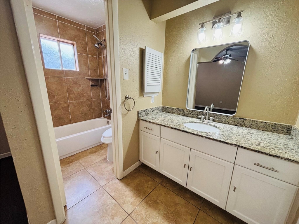 22219 Acorn Valley Drive - Photo 10