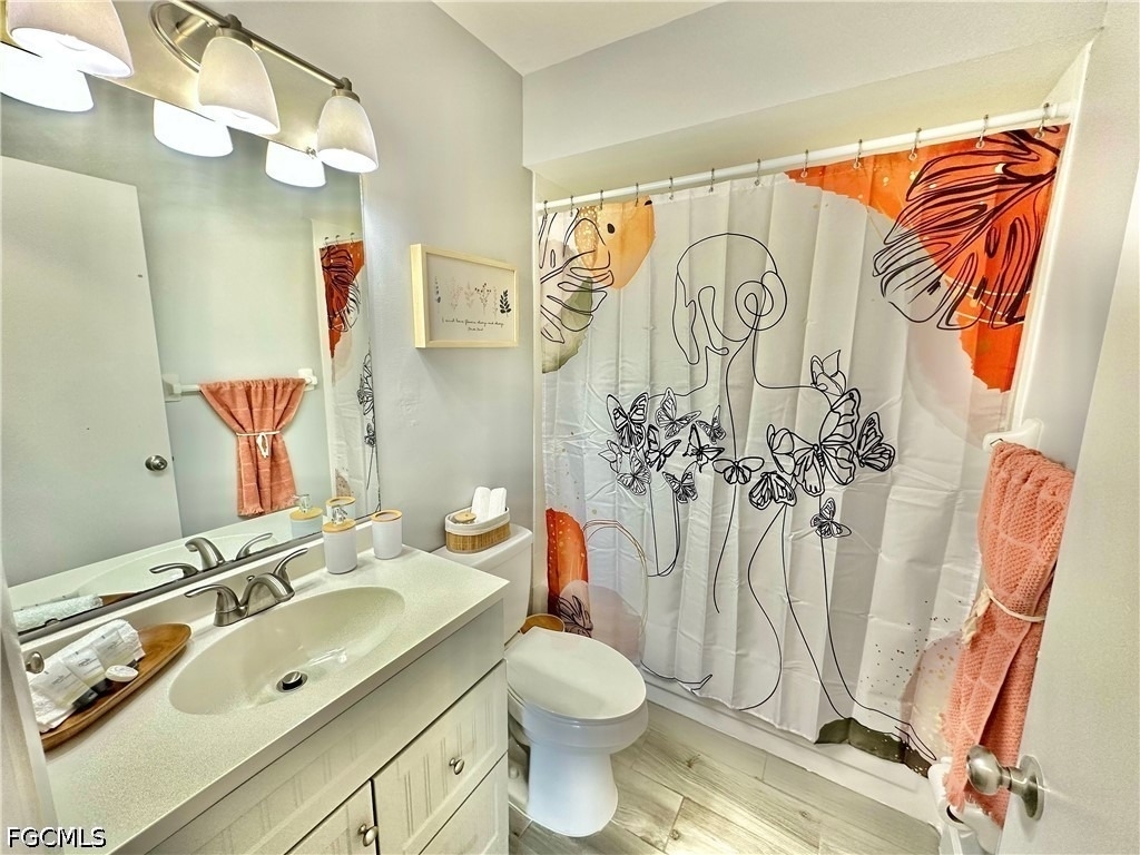 4903 Vincennes Street - Photo 5