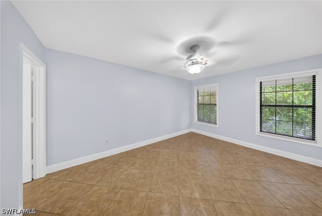 5270 Treetops Drive - Photo 9
