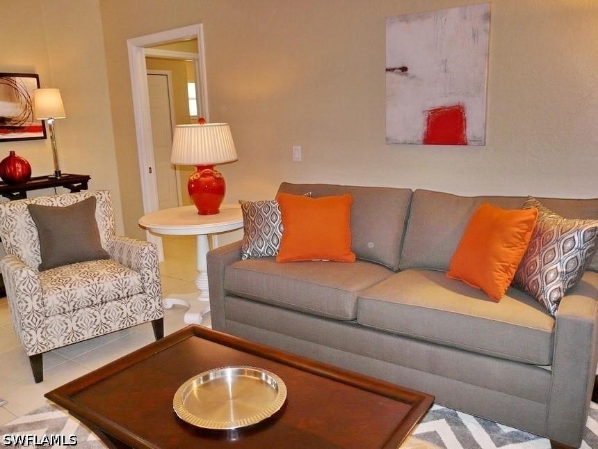 264 Castaways Street - Photo 3