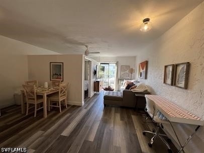 828 Wiggins Pass Road - Photo 3