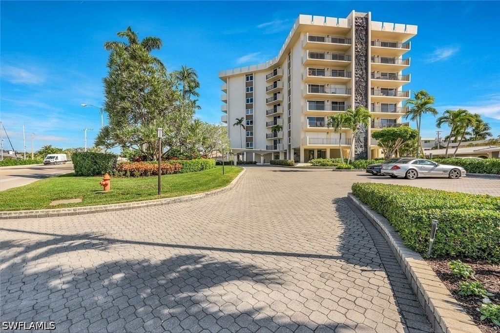 2150 Gulf Shore Boulevard N - Photo 21
