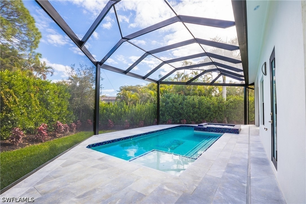 231 Legacy Court - Photo 2