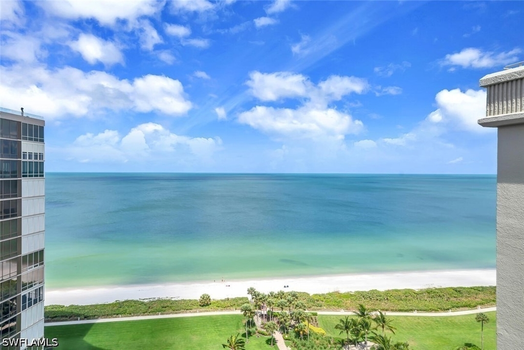 4401 Gulf Shore Boulevard N - Photo 1