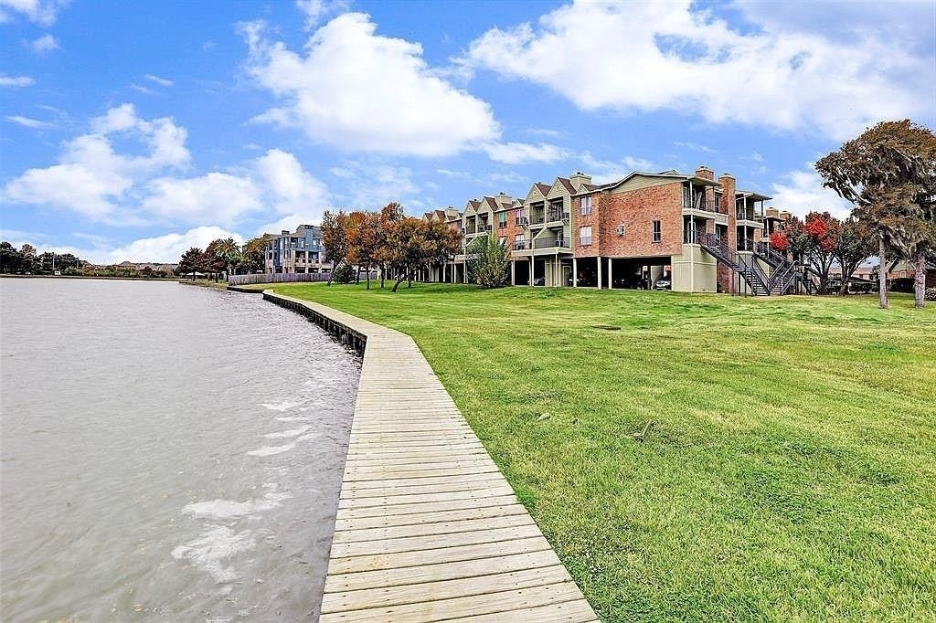 18800 Egret Bay Boulevard - Photo 1