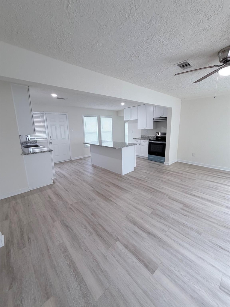 1112 3rd Street - Photo 7