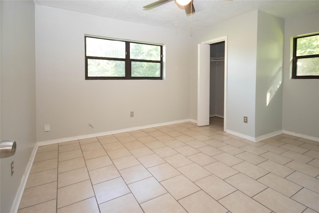10902 Mosscrest Drive - Photo 16