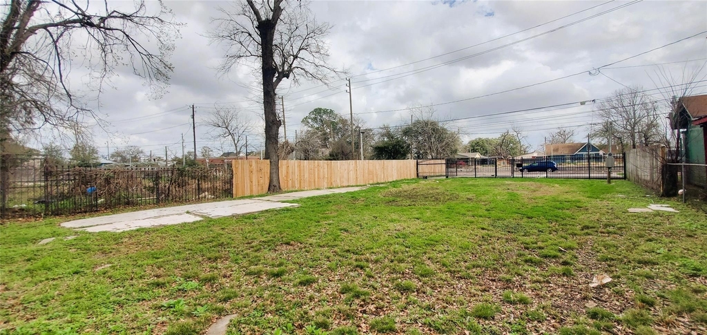 4605 Fulton Street - Photo 10