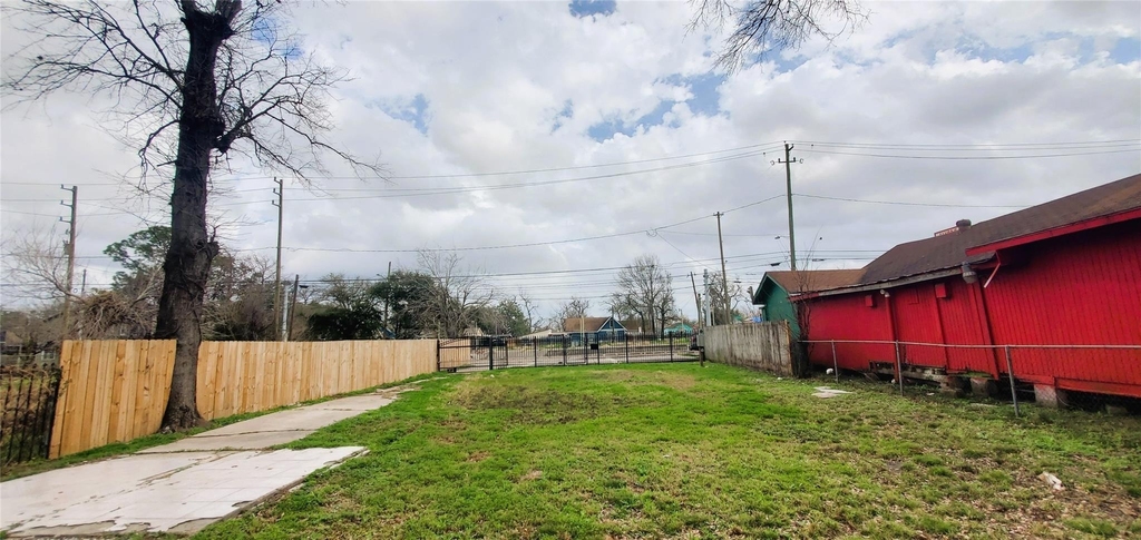 4605 Fulton Street - Photo 12