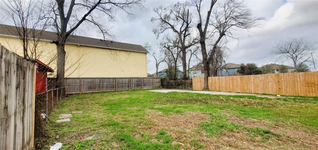 4605 Fulton Street - Photo 9