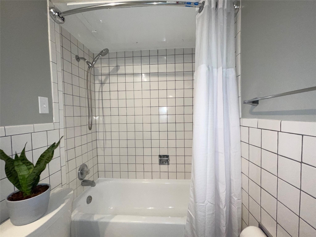 2601 Bellefontaine Street - Photo 11