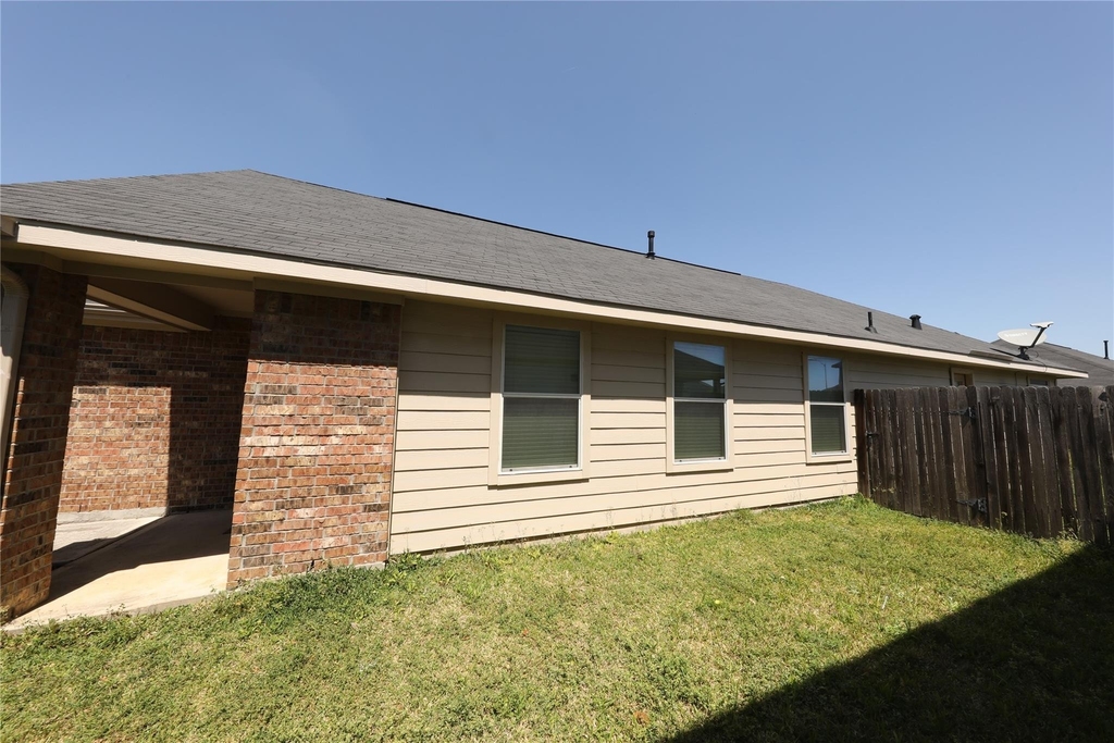 21430 Palma Grv - Photo 19