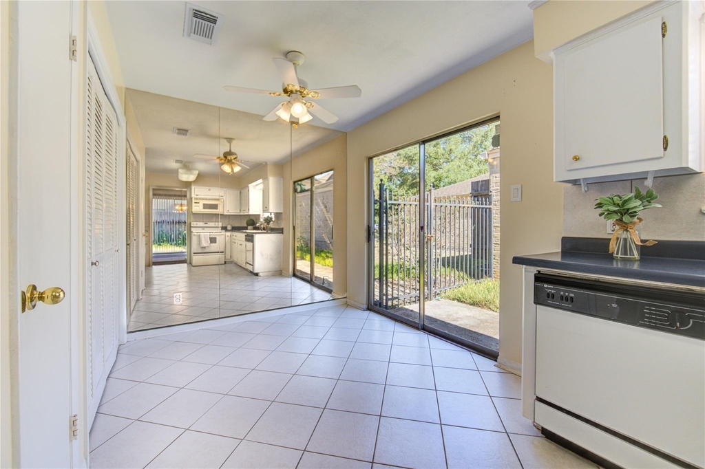 1927 Ash Meadow Drive - Photo 11