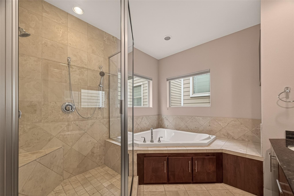 1510 Crockett Street - Photo 30
