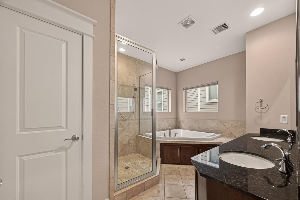 1510 Crockett Street - Photo 28