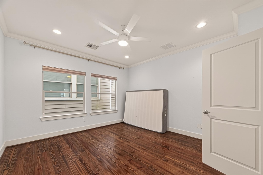 1510 Crockett Street - Photo 25