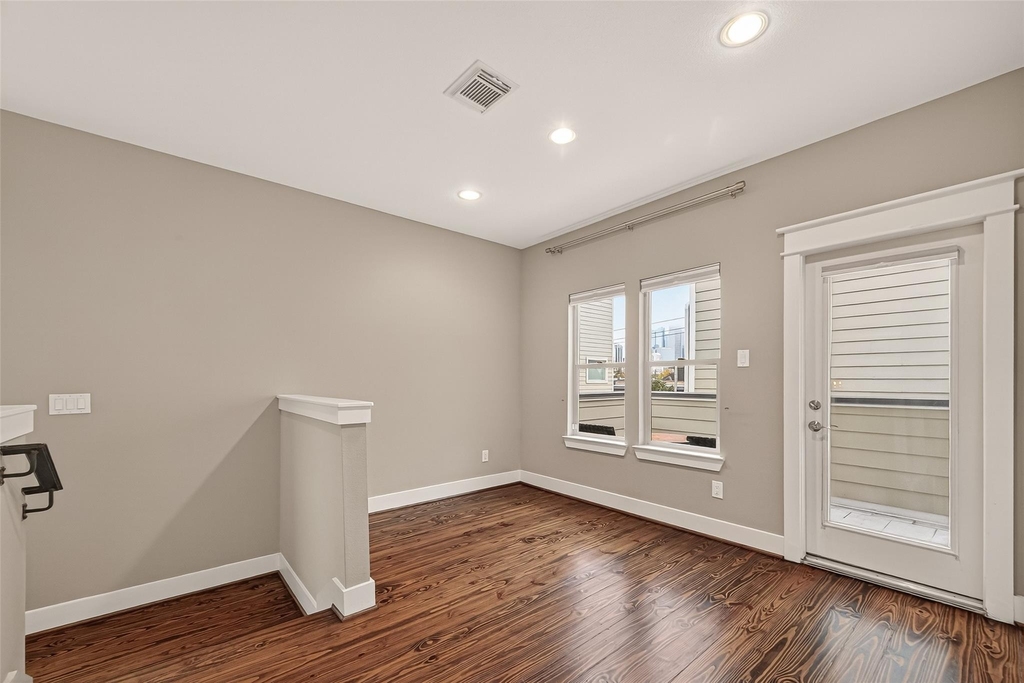 1510 Crockett Street - Photo 21