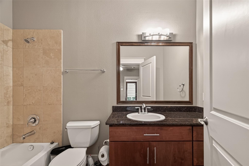 1510 Crockett Street - Photo 19