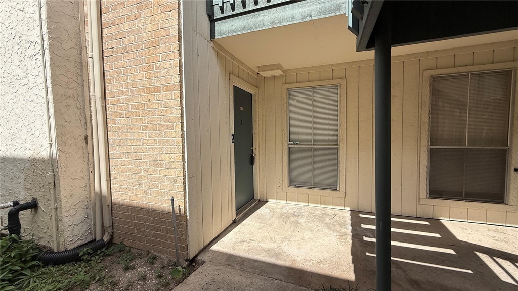 250 El Dorado Boulevard - Photo 11