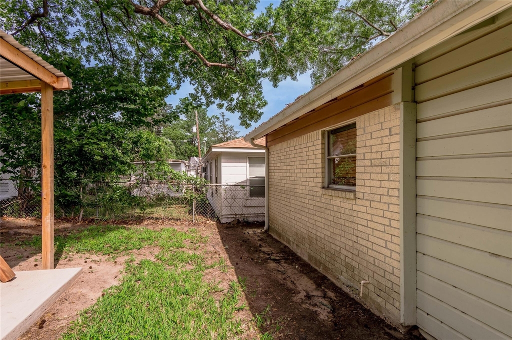 1412 22nd Street - Photo 19